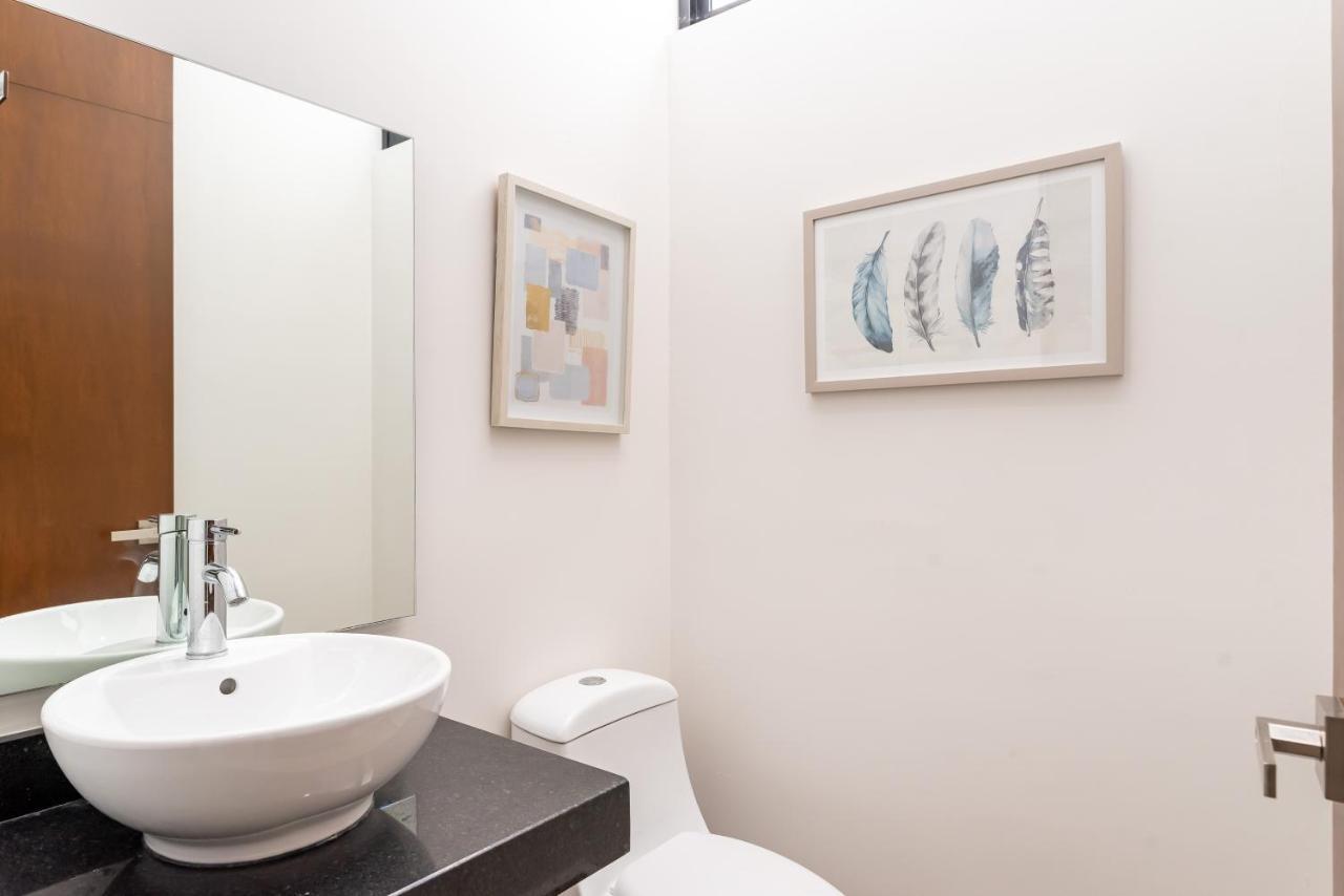 Entire House- 3Br With Private Roof Top Deck Playa del Carmen Ngoại thất bức ảnh